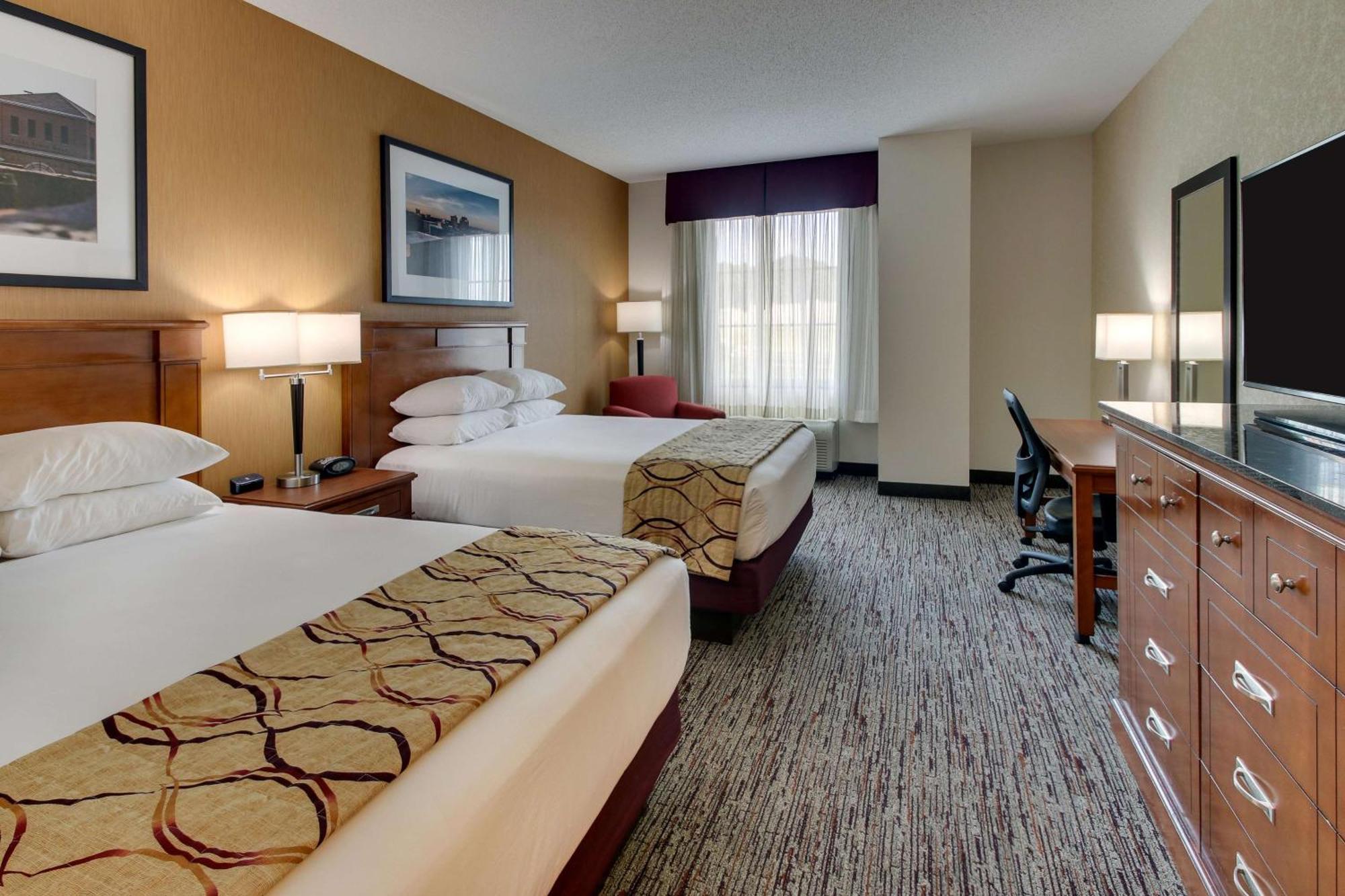 Drury Inn & Suites เมอริเดียน ภายนอก รูปภาพ