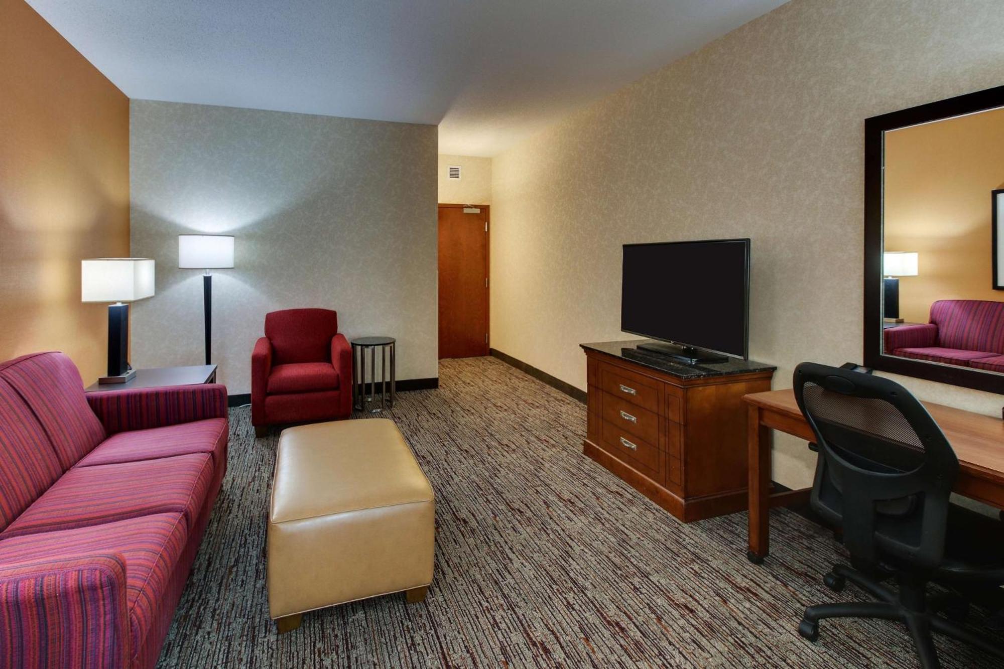 Drury Inn & Suites เมอริเดียน ภายนอก รูปภาพ