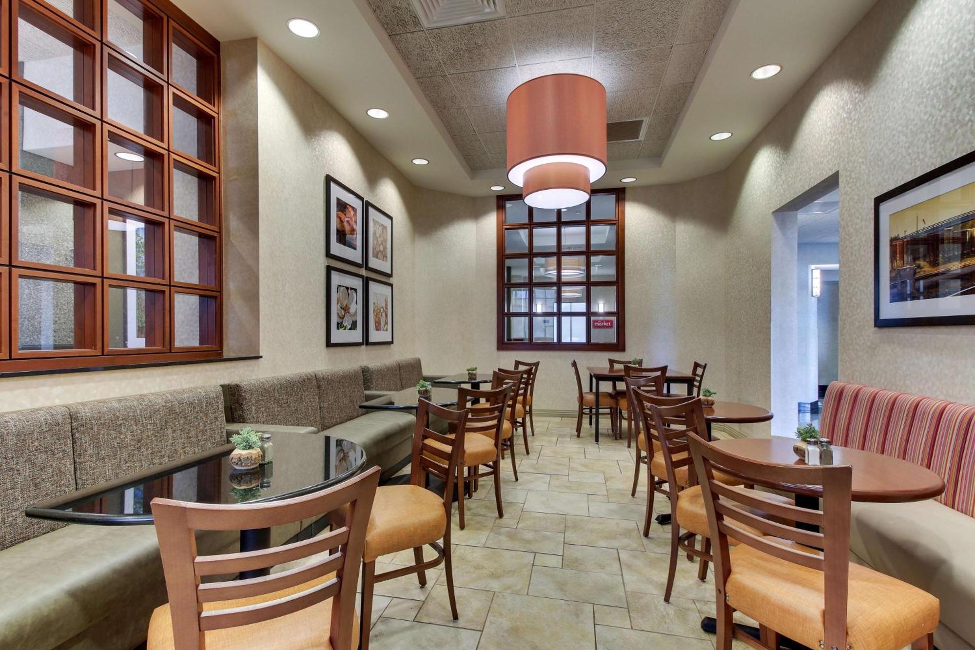 Drury Inn & Suites เมอริเดียน ภายนอก รูปภาพ