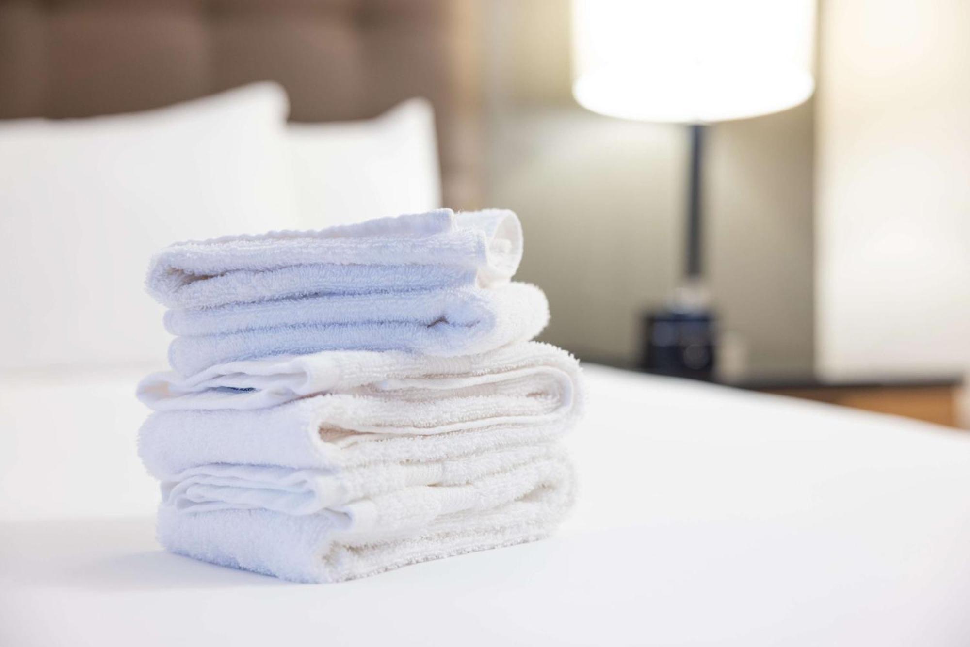 Drury Inn & Suites เมอริเดียน ภายนอก รูปภาพ